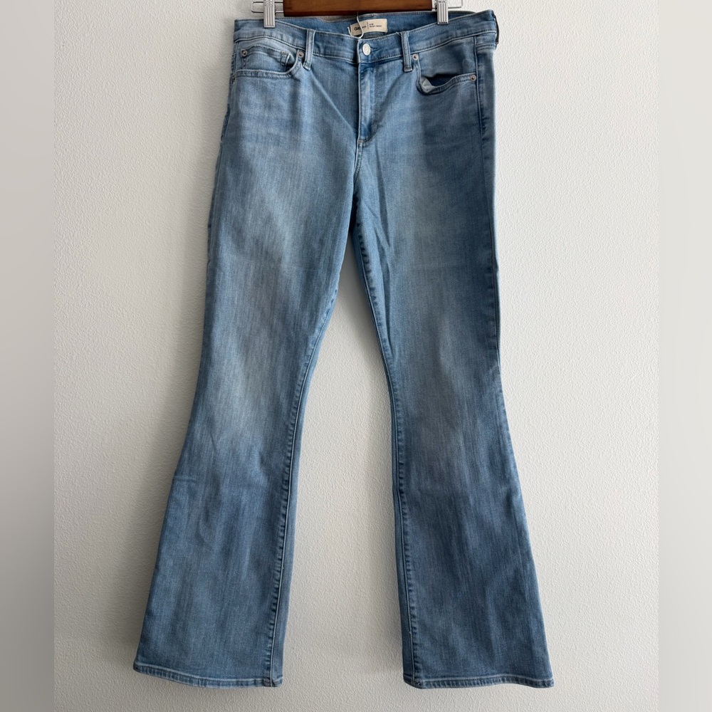 GAP Light Blue Flare Women's Jeans